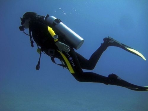 002 brayka bay south