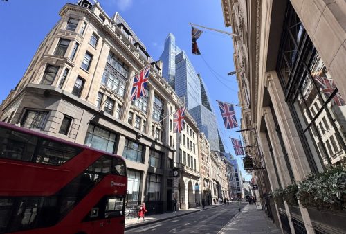 33 London 20260512